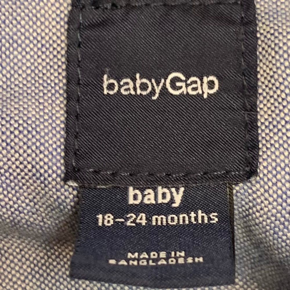 GAP Jean Jacket - Picture 6 of 6
